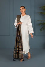 Load image into Gallery viewer, Zari Wrap C

